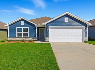 663 W Lanesfield St, Gardner, KS 66030