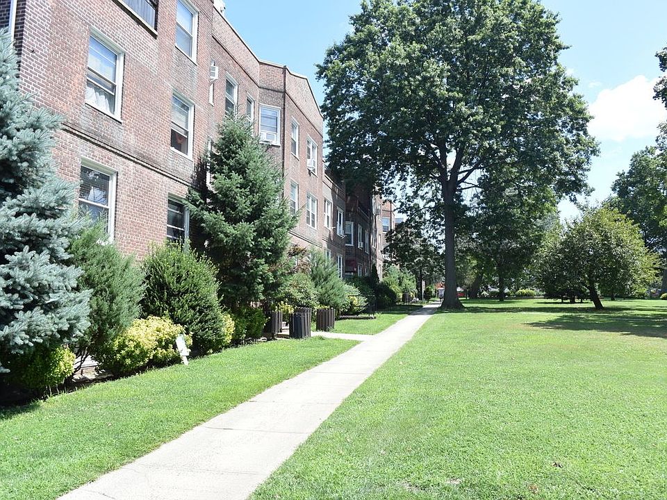 1st image of 14102 79th Ave #1N