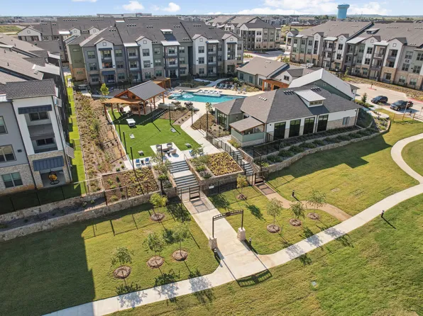 Trailhead at Chisholm Trail Ranch
