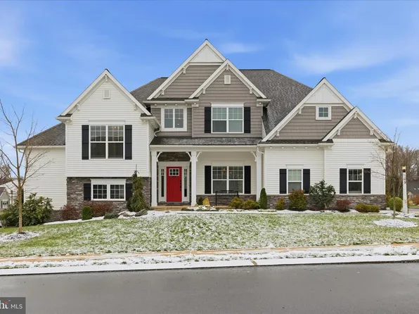 109 E Valley Rd, Denver, PA 17517