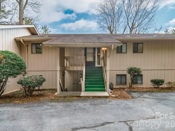 1813 Glen Cannon Dr, Pisgah Forest, NC 28768