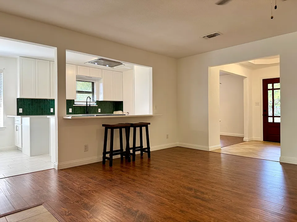 3022 Briar Trl