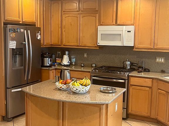 4th image of 3031 Yancy Dr