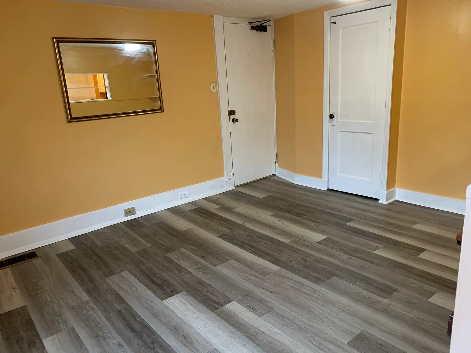 1109 Banklick St — Photo 4