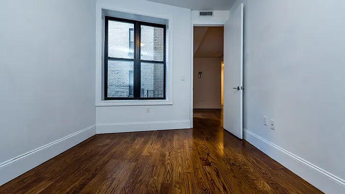 Rented by Nooklyn NYC LLC | media 2
