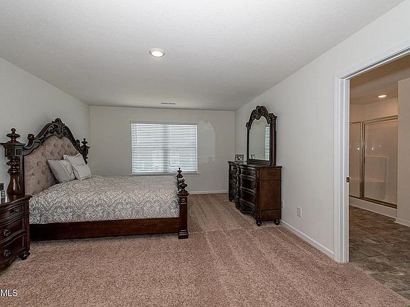 2nd image of 1606 River Poppy Rd