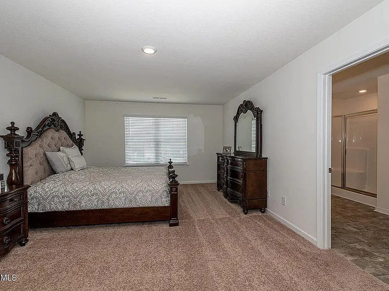 1606 River Poppy Rd — Photo 2