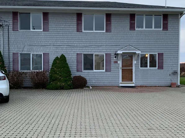 135 Saltaire Ave Unit B, Narragansett, RI 02882