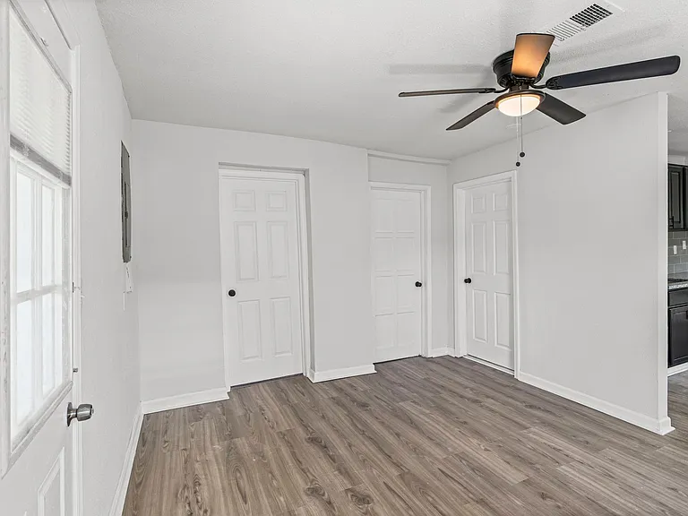 6938 Askew Ave — Photo 20