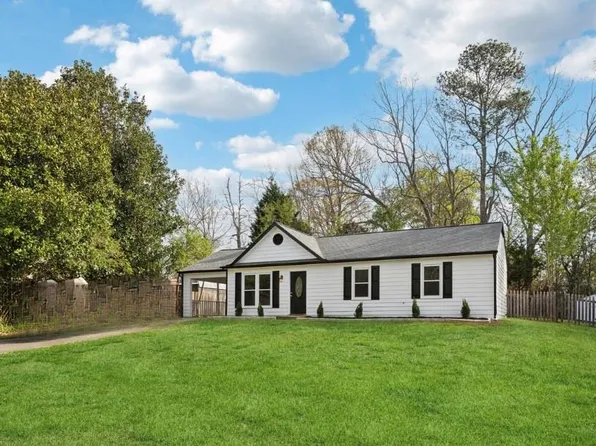 356 Meadow Trace Dr, Auburn, GA 30011