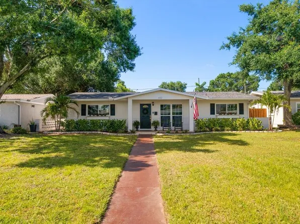 652 42nd Ave NE, Saint Petersburg, FL 33703