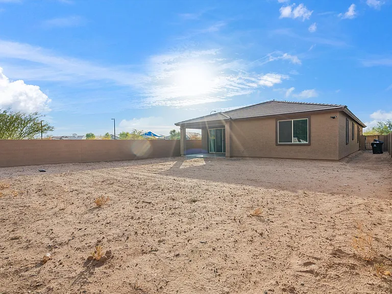 10904 W Harrison St — Photo 30