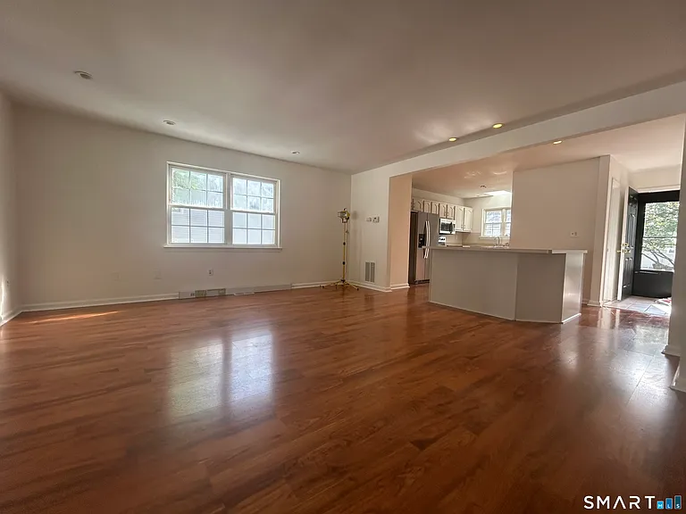 235 Red Oak Ln #235 — Photo 6