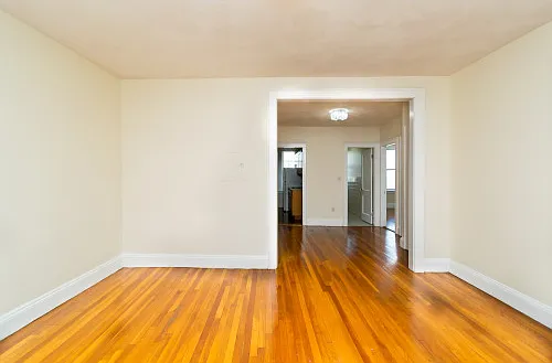 300 Washington Ave — Photo 7