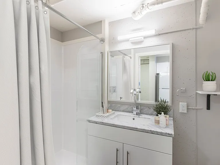 803 Waimanu St #404 — Photo 6