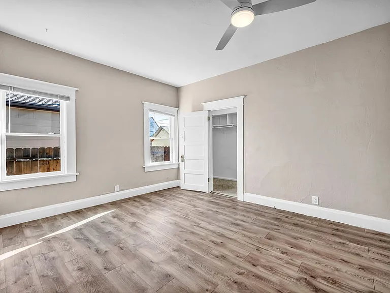 1637 C St — Photo 21