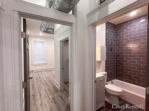36 W Court St #1R — Photo 13