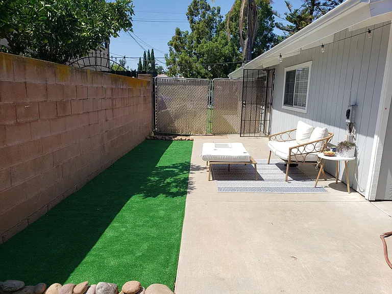 5011 63rd St — Photo 24