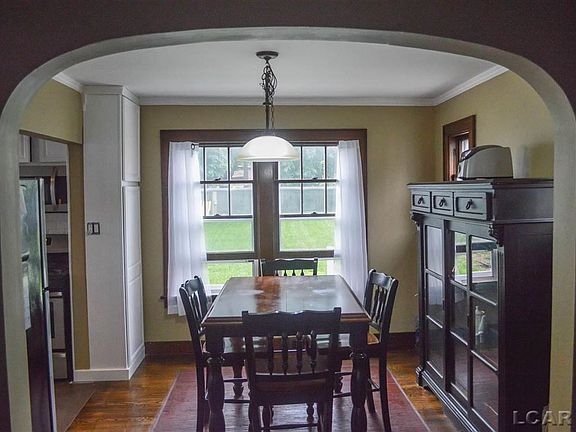 4th image of 323 N Maiden Ln
