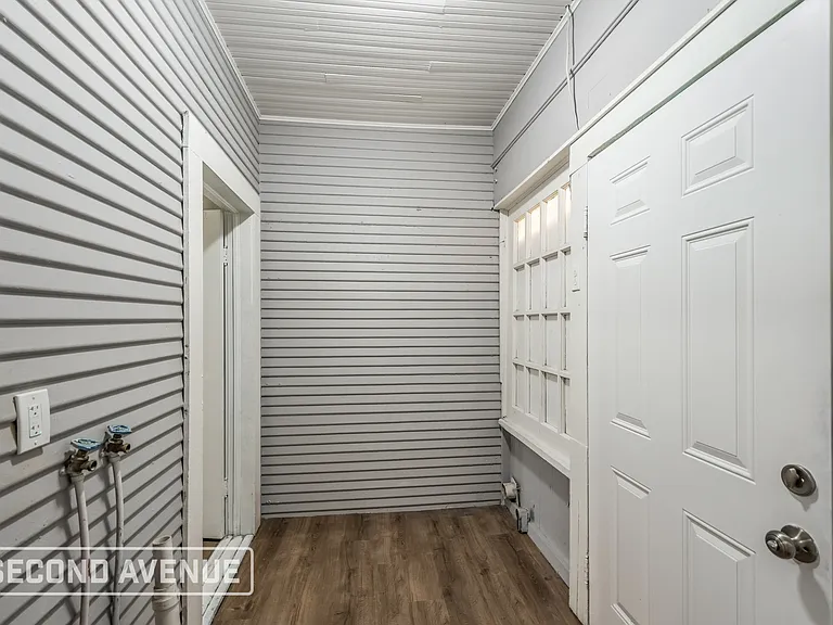 2800 Avenue H — Photo 17