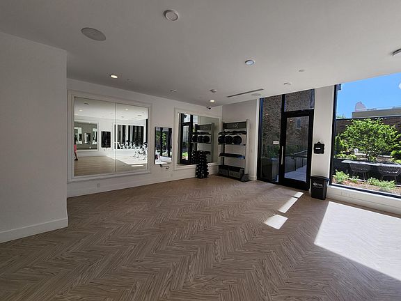 3rd image of 1000 E 18th Ave #623