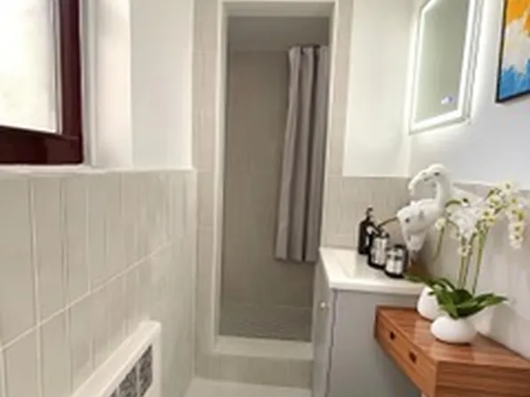 3178 Nostrand Avenue image 5 of 30