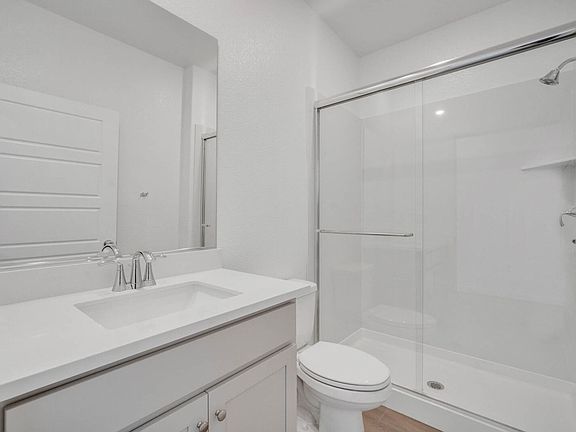 4th image of 1111 Broad Acres Way