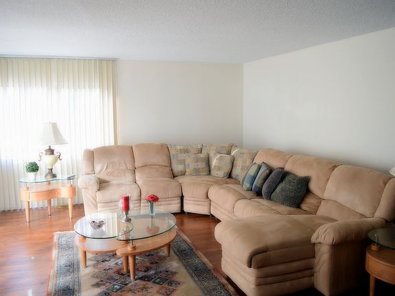 2nd image of 1635 E Ocean Blvd #D3