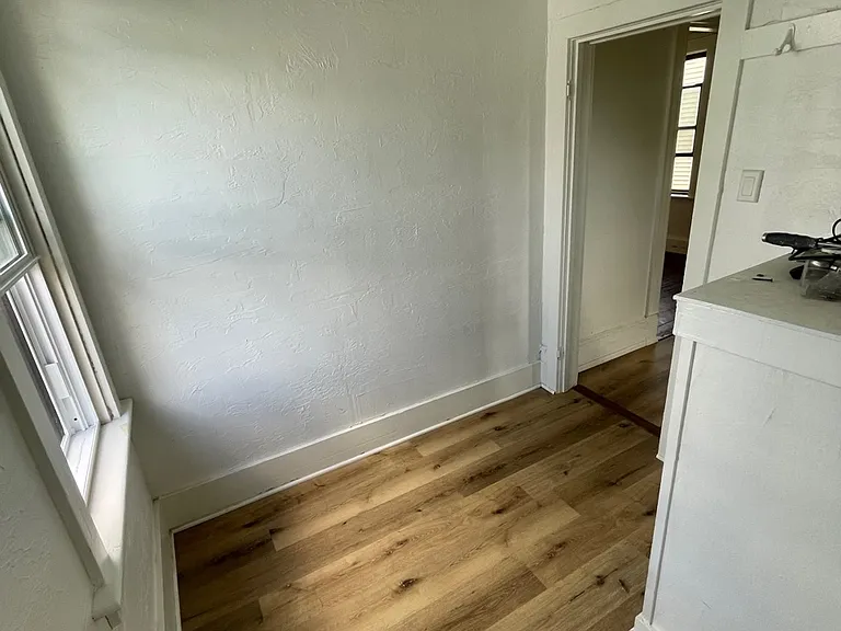 2037 Wiemann Ave — Photo 14