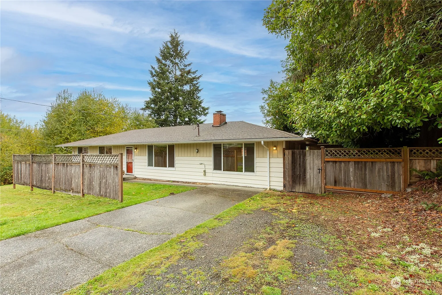 2105 Bedal Lane photo 1