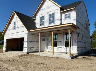 325 Oak Meadow Ln, Angier, NC 27501