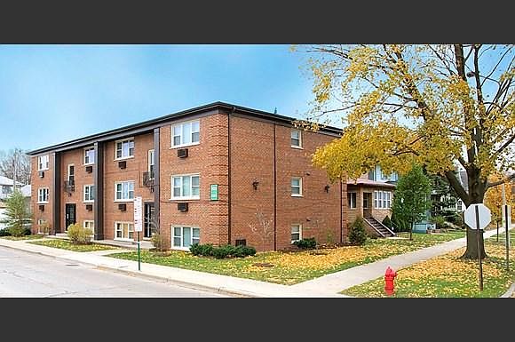 1st image of 923 Garfield St APT 8