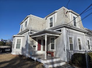 10 Bayview St #A, West Yarmouth, MA 02673