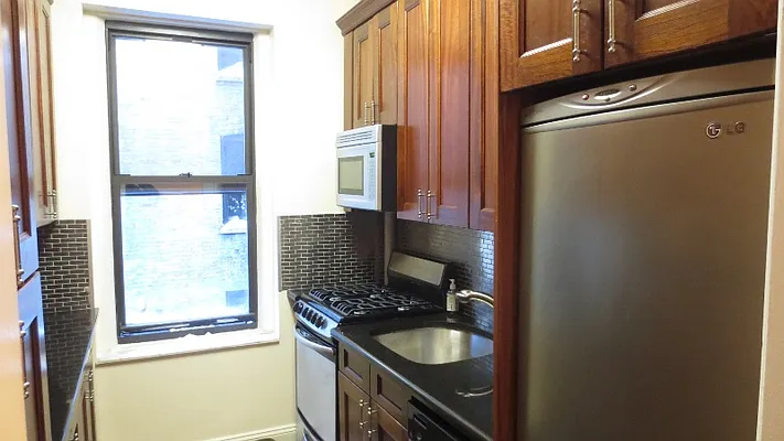 Rented by Quality Living Realty | media 27