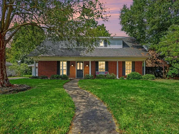 3306 Tompkins Dr, Baytown, TX 77521