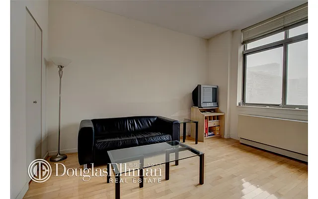 Sold by Douglas Elliman | media 17