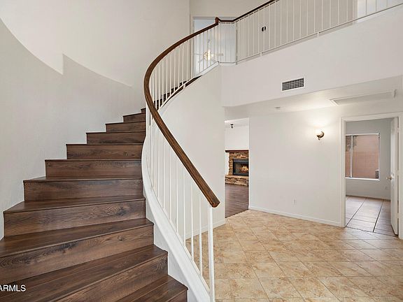 5th image of 2158 E CORTEZ Drive