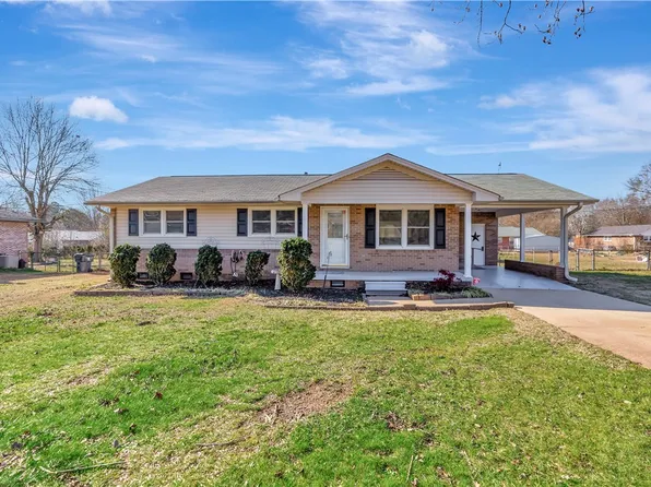 3512 Chipwood Dr, Anderson, SC 29624