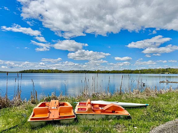 2nd image of 523 Island View Rd #16