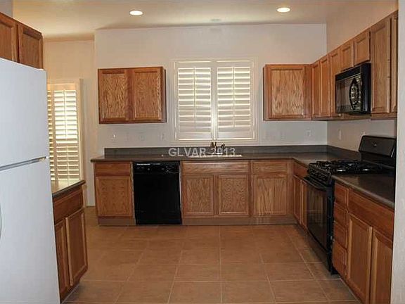 3rd image of 6737 Curlews Ct