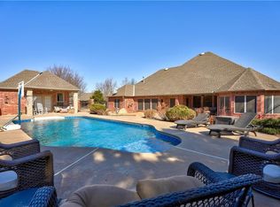 6250 W Whitetail Dr, Edmond, OK 73012