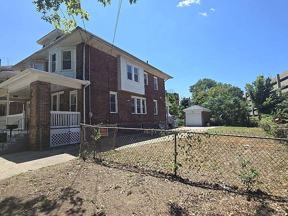 3rd image of 41 Hollywood Ave
