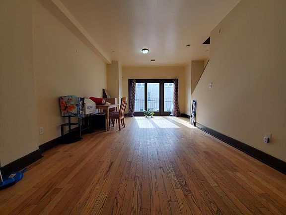 5th image of 1819 W Berks St #B