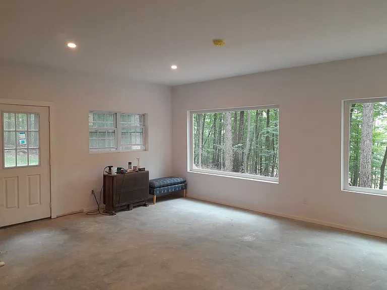 258 Black Rd #1 — Photo 8