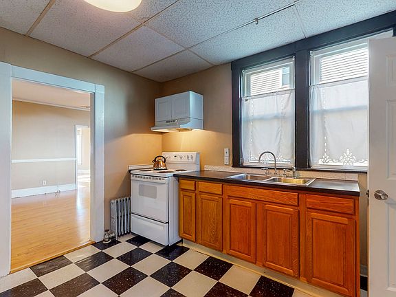 4th image of 40 Park St #1