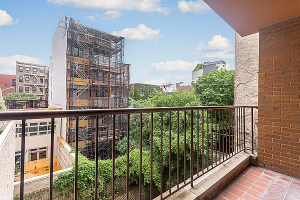 Rented by Living New York | media 16