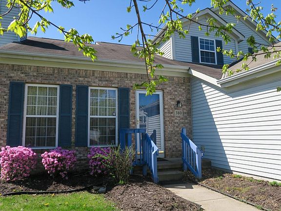 2nd image of 380 Woodside Meadows Pl