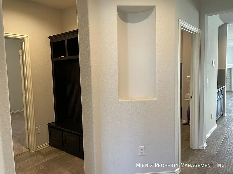 1219 Pavilion Pkwy — Photo 10