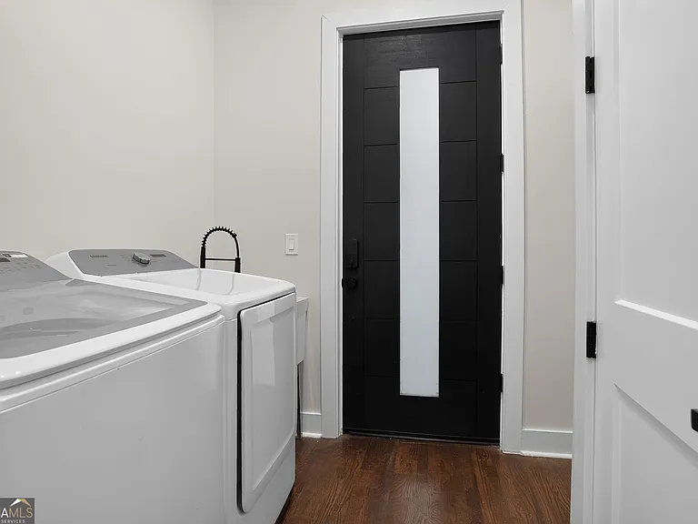 2877 Alexa Ave SE — Photo 10
