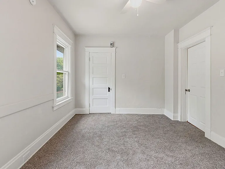 3713 Frances Ave — Photo 41